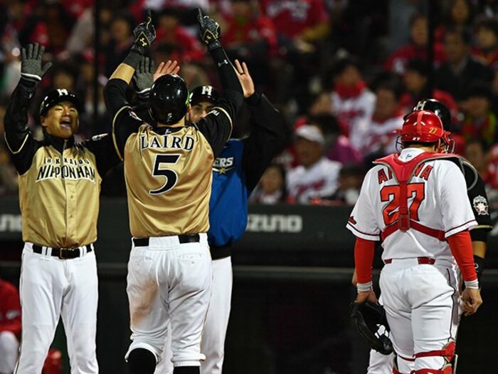 黒田博樹に繋げなかった空虚感。動くリスクを怖れた広島の「型通り」。＜Number Web＞ photograph by Hideki Sugiyama