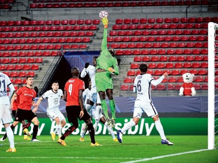 ブティック店長候補から6年でチェルシーの正GKになった、エドゥアール・メンディの謙虚な自己分析「僕は控えGKで状況は明確だ」＜Number Web＞ photograph by L’Équipe