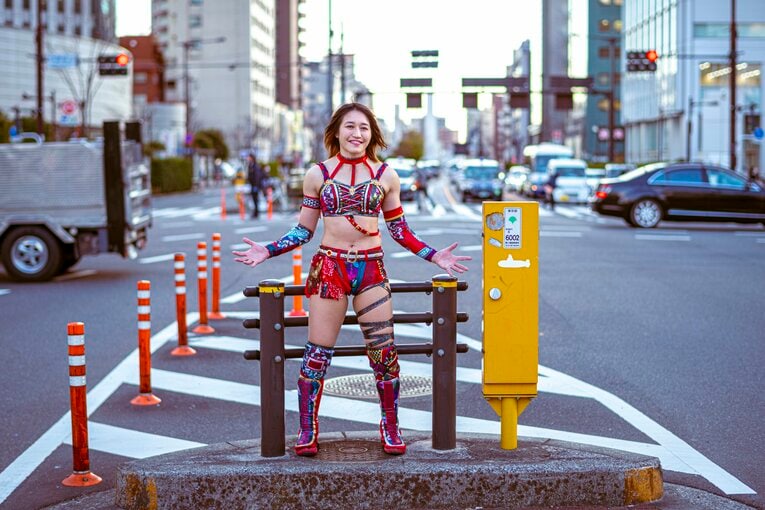 スターダム新王者・朱里が語った“亡き母への感謝”とチャンピオンの覚悟「プロレスも究めたと言っていいのかな」《戴冠記念グラビア》(23)