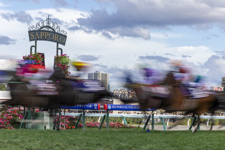 札幌競馬場 ／ photograph by photostud