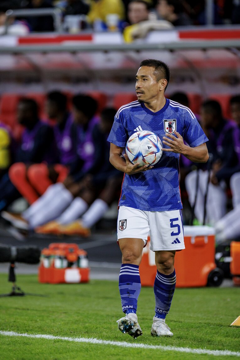 長友佑都はエクアドル戦で対人能力の高さを示した　©Kiichi Matsumoto
