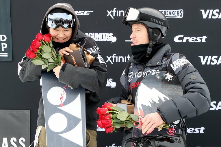 16歳のかわいい戸塚優斗とショーン・ホワイト（2018年撮影）　©Getty Images