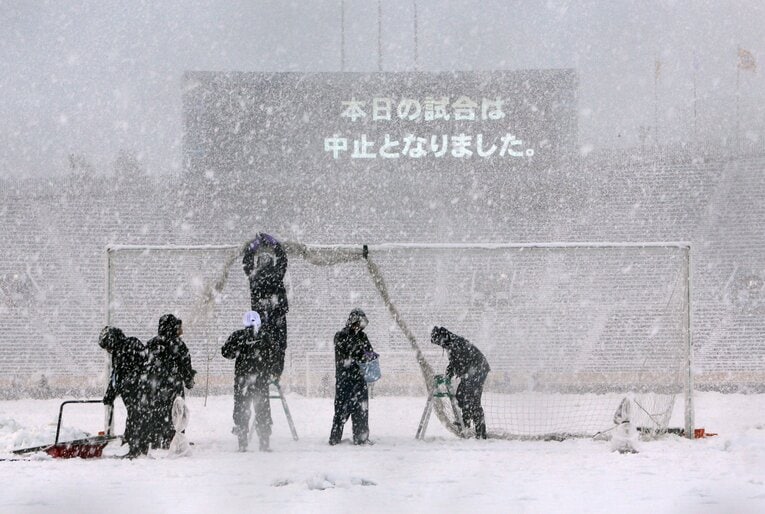 大雪で順延になった第91回大会決勝 ／ photograph by JIJI PRESS