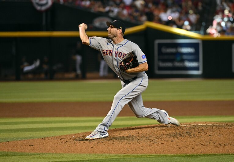 「おかしな投球フォーム」とも言われたシャーザーの投球フォーム　©︎Getty Images