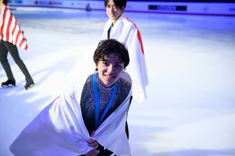 「昌磨のマジックを見せて！」世界王者・宇野昌磨を奮起させたランビエル・コーチの激励…300点超えに「スーパーエキサイティング」(53)