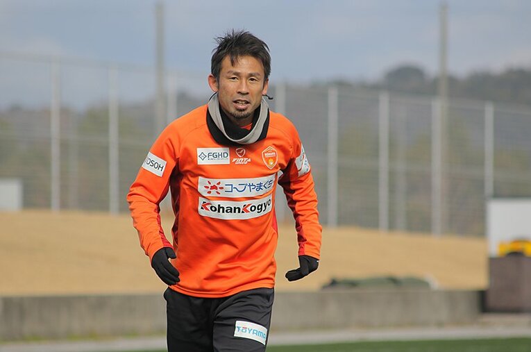 Jリーグで22年連続得点を記録している山瀬。愛媛FCとの契約が満了となり一時期は引退を覚悟するも、山口に入団したことで23年目を狙う ／ photograph by RENOFA YAMAGUCHI FC