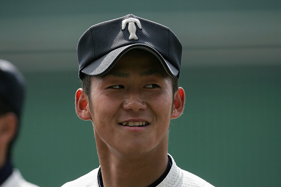 大阪桐蔭時代の中田翔　©Hideki Sugiyama