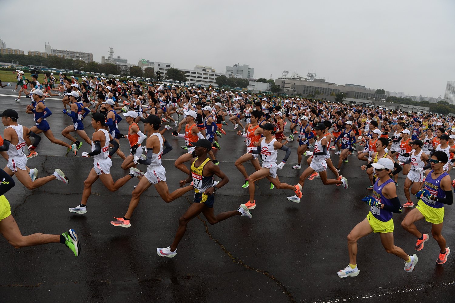 スタート直後　©JMPA