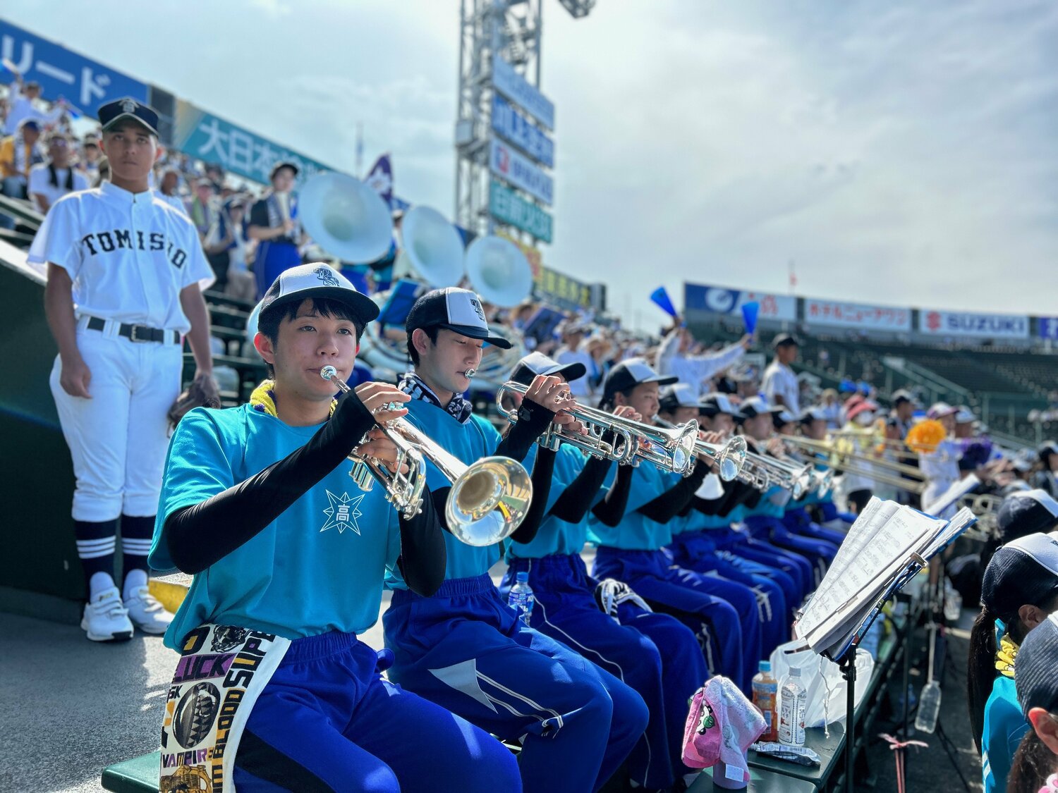 暑さ対策で、アームカバーをつけて演奏する生徒が多く見られた ©Yukiko Umetsu