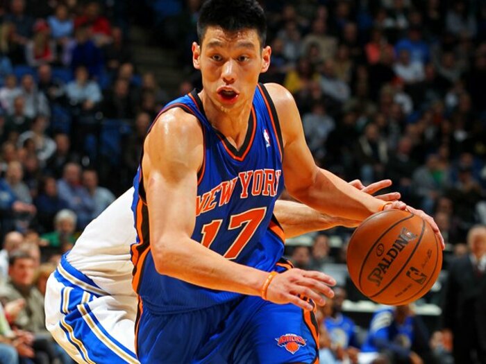 ニックスに現れた救世主、J・リンの人気が沸騰中。～異色のNBA選手がもたらす熱気～＜Number Web＞ photograph by Getty Images