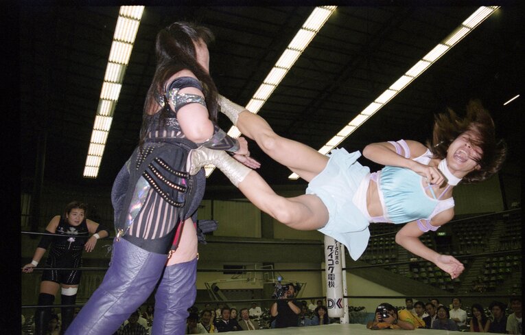 現役時代の納見佳容さん　©東京スポーツ新聞社