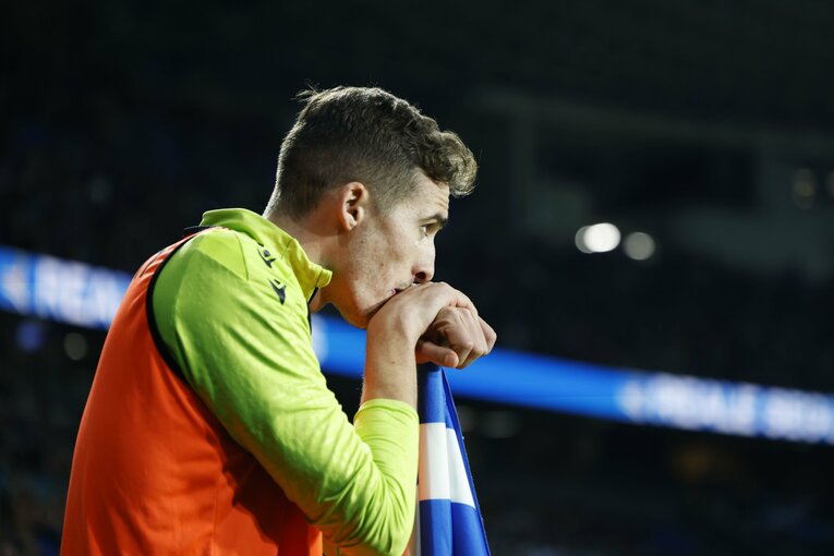 オヤルサバルのPKを見つめるパチェコ　©Daisuke Nakashima