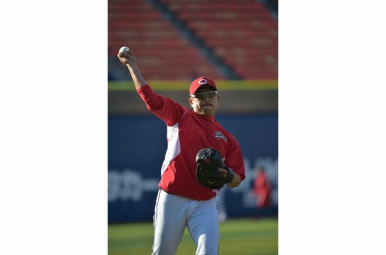 “黒田・新井と若手のつなぎ役”　なぜ41歳石原慶幸はカープの19年間「誰かの支え」であり続けたのか(7) ／ photograph by Hideki Sugiyama