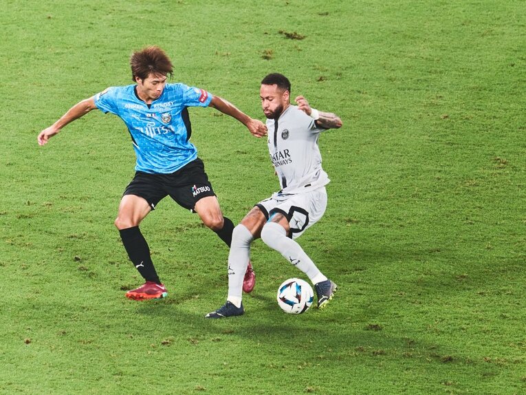 日本ツアーでのネイマール　©Sports Graphic Number