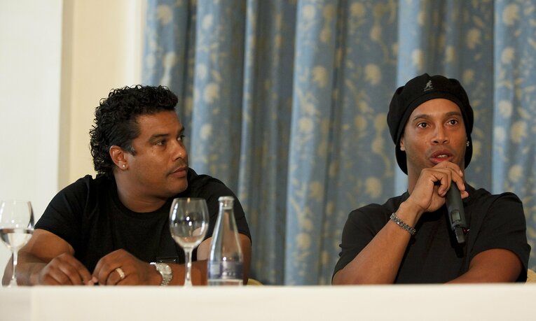 ロナウジーニョと兄のアシス©Getty Images