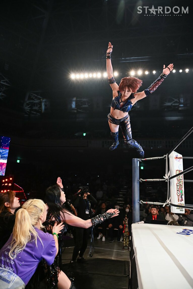 ©STARDOM