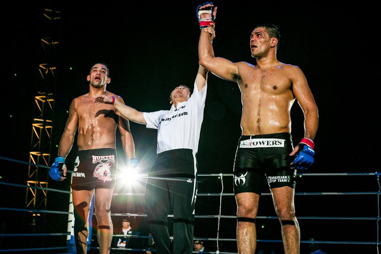 順当に判定勝ちを収めて準決勝に進出した