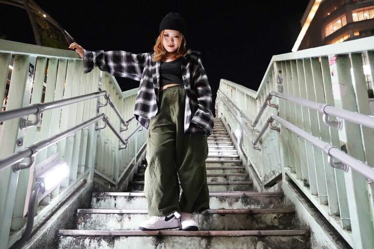 「ジュリアに恋している感じ」と語る鈴季すず