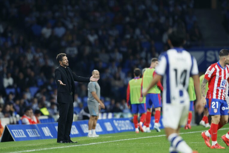 フェアにやり合ったグリーズマンとは談笑する姿も　©Daisuke Nakashima