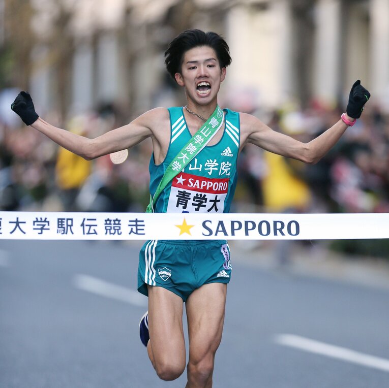 「山の神」神野大地らを擁し2015年の箱根で初優勝した際、2年生で10区を走った安藤。2年後にはチームの主将に　©︎JIJI PRESS