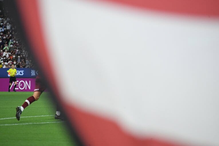 大迫勇也の“半端ないメンタル”が崖っぷちの神戸を蘇らせた…J1残留を争う激闘でカメラマンがとらえた決定的瞬間「PK蹴る気満々だ」(57)