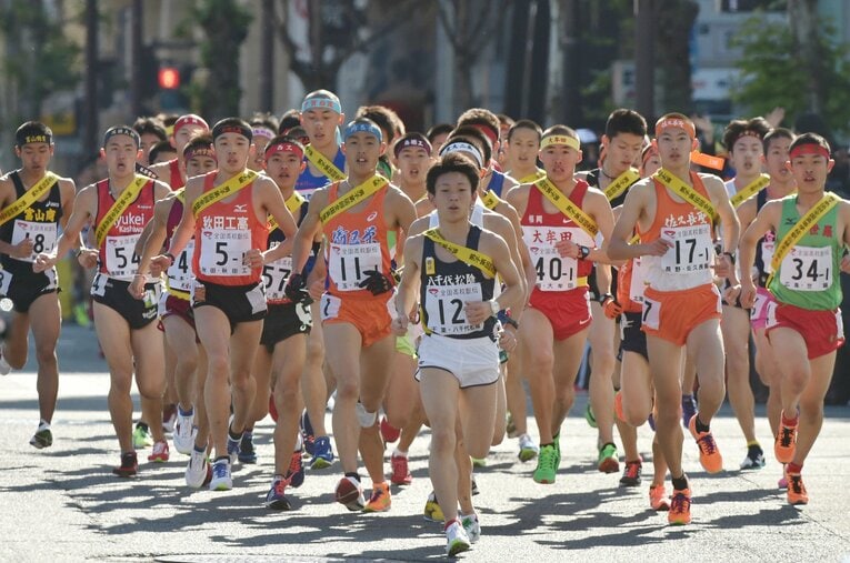 ガクセキ“黄金世代”が優勝候補として臨んだ2015年の全国高校駅伝。結果は予想外のものだった ／ photograph by JIJI PRESS