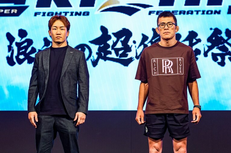 セミファイナルで対戦する朝倉未来と青木真也　©RIZIN FF Susumu Nagao