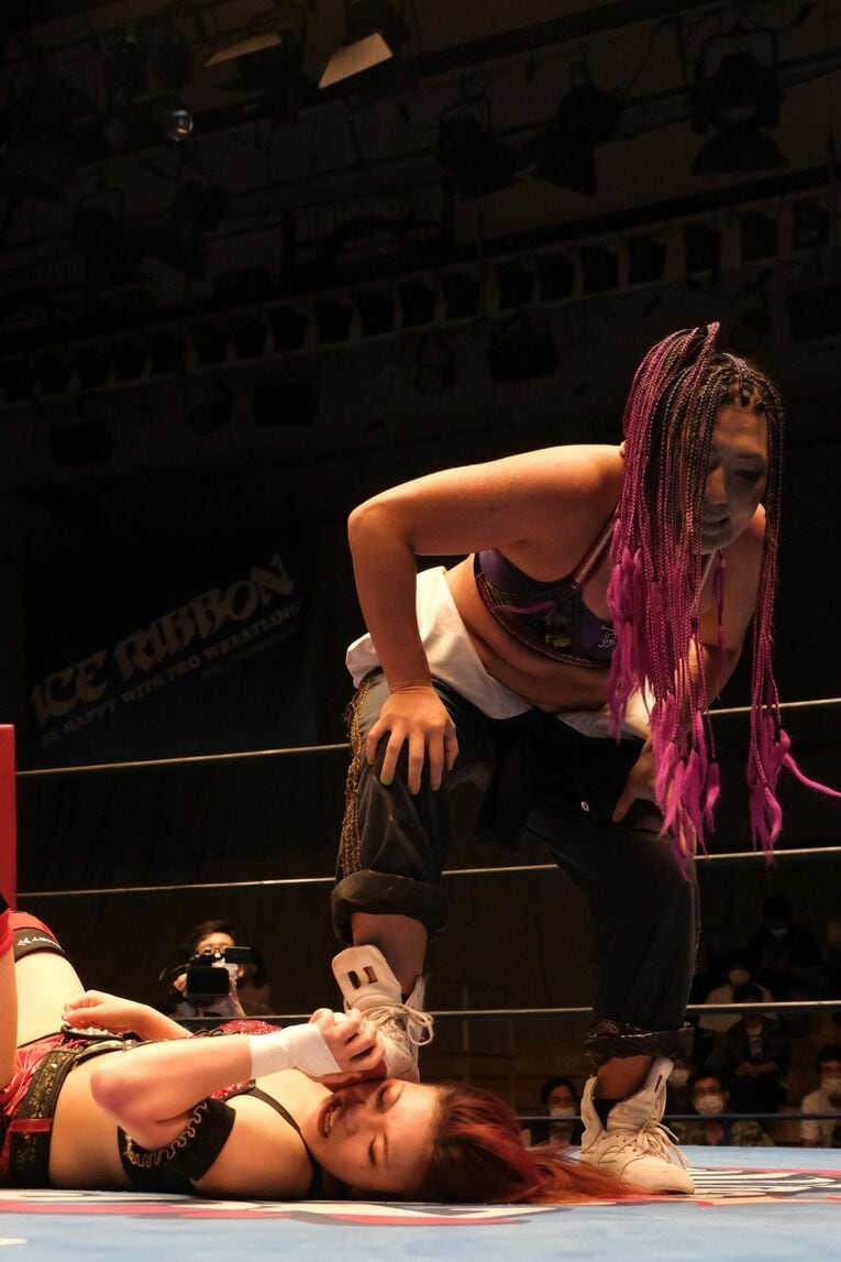 山下りなvs.鈴季すず