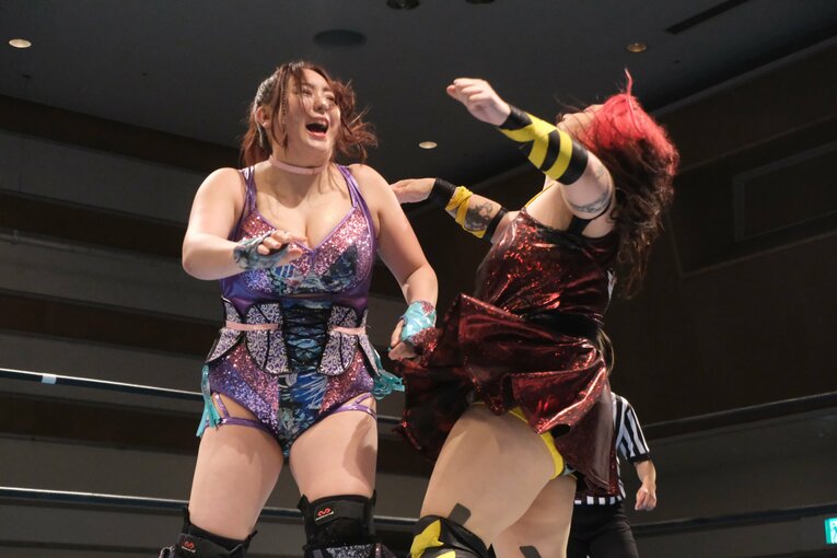 「やせたら可愛いのに」世間の声との闘い…“プラスサイズモデル”も務める女子レスラー・まなせゆうなの思い「ありのままの自分を愛せばいい」(33)