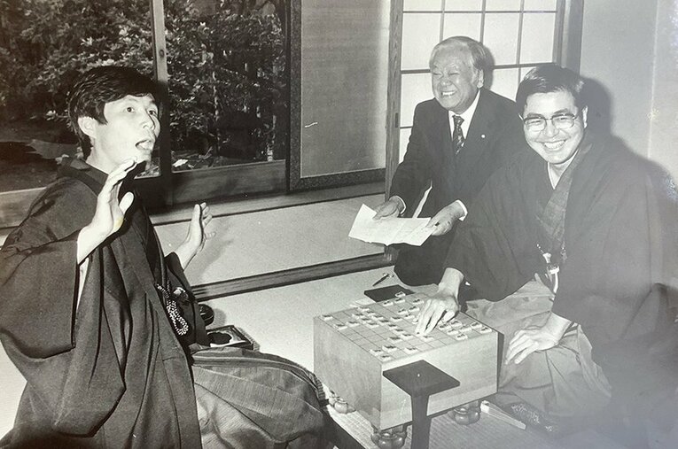 1978年ごろの米長邦雄と中原誠 ／ photograph by 米長家提供
