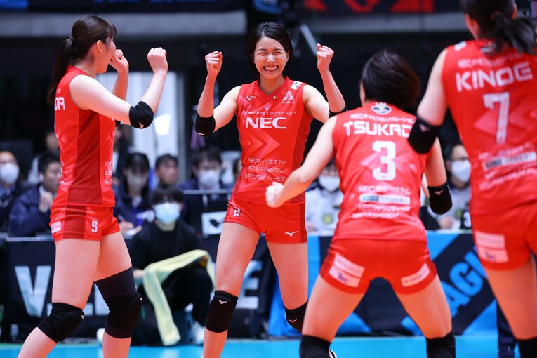 ©︎NEC RED ROCKETS