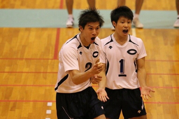 中央大時代の今村貴彦と関田誠大（本人提供）