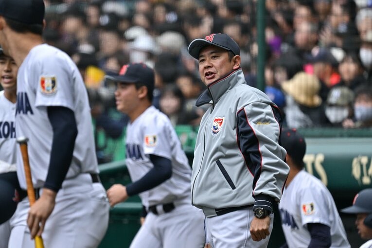 横浜高を率いた村田浩明監督　©Hideki Sugiayma