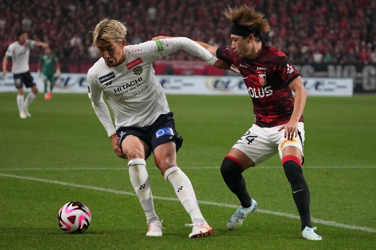 10月23日、浦和レッズ戦に出場した関根　©Getty Images