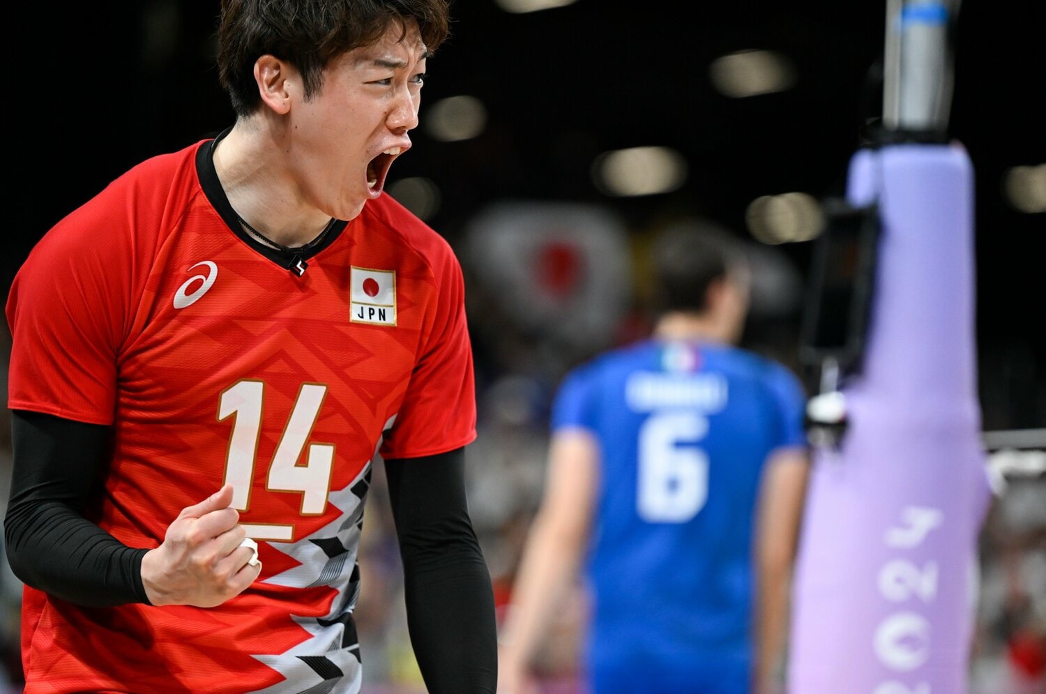 「ユーキと“パリ五輪”の話はしない」男子バレー“悲劇の逆転負け”から1年、イタリア主将が“再戦”に本音激白「また日本とやるのか…勘弁してほしいな」＜Number Web＞ photograph by Asami Enomoto/JMPA