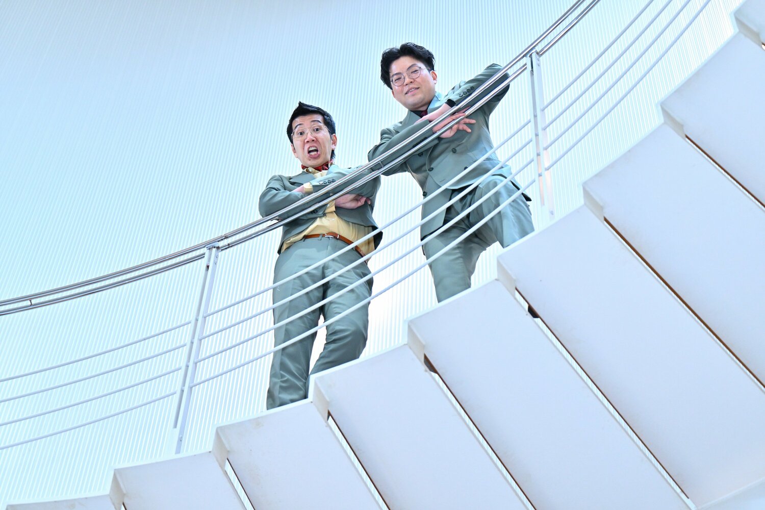 もともと大阪NSCで1期違いだった2人(楢原が先輩)。上京してからケイダッシュステージに所属