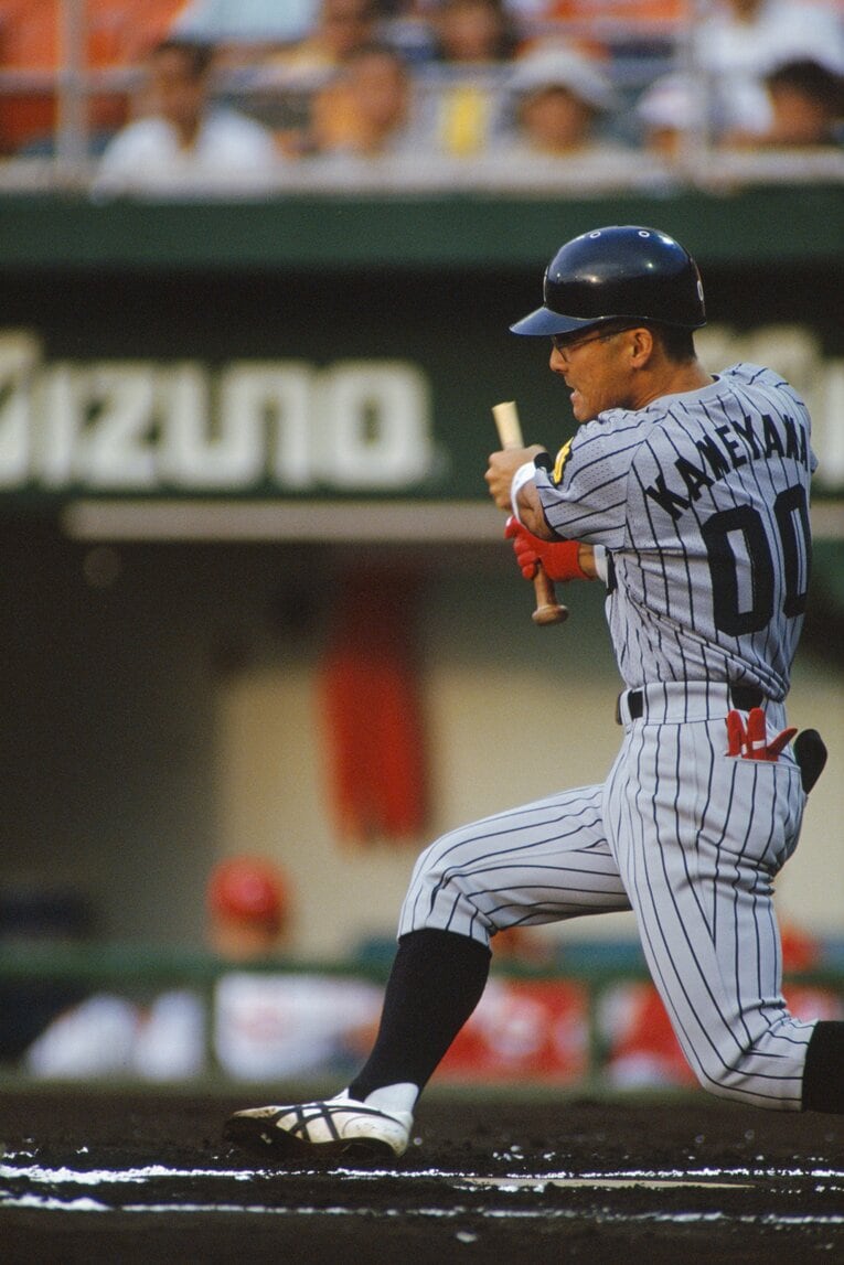 1992年、新庄剛志とともに「亀新フィーバー」を巻き起こした亀山努　©Kazuaki Nishiyama