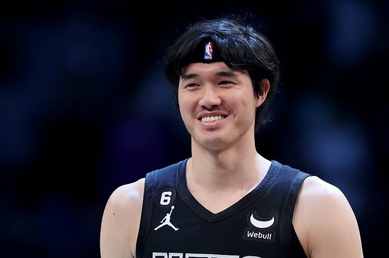 8月のW杯を前に、サンズへの移籍を発表した渡邊雄太。デュラントとの“再会”も待ち遠しい ／ photograph by Getty Images