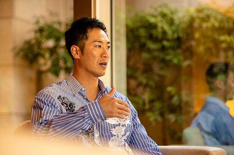 BCリーグやMLBでの経験を還元していくと力強く語った西岡剛 ／ photograph by Wataru Sato
