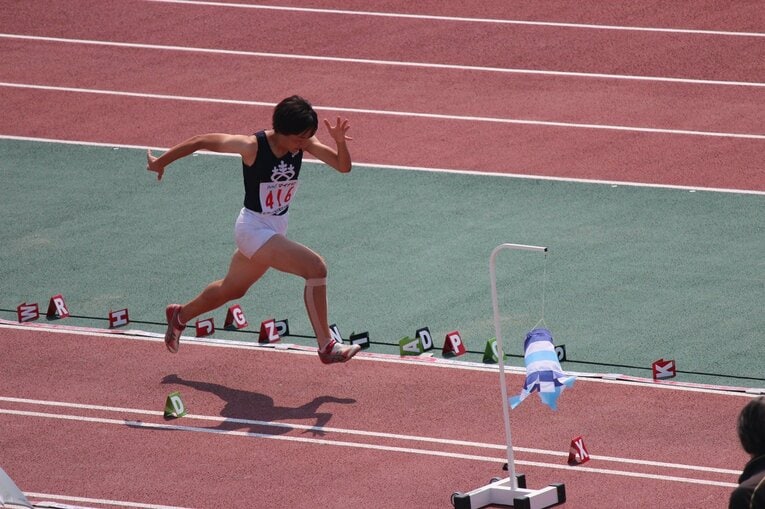 高校3年時、和歌山インターハイに走幅跳で出場した(写真は本人提供)