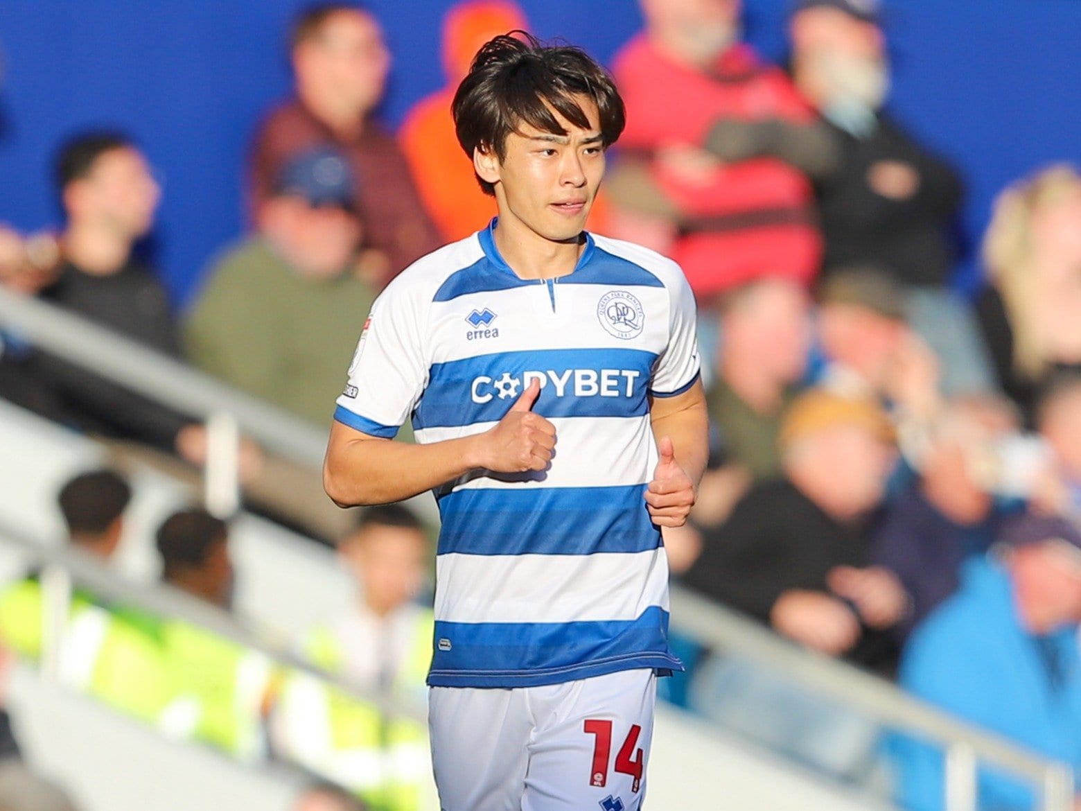 新品正規品 QPR 斉藤光毅 ユニフォーム チャンピオンシップパッチ 横浜FC とうとう最下位に落ちたQPR」斉藤光毅、チャンピオンシップで問われる