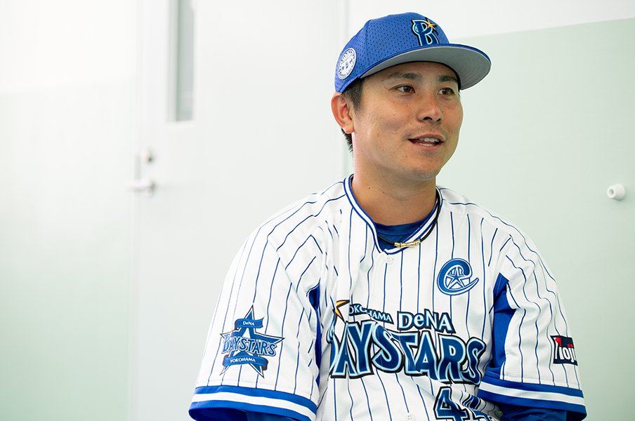 ドラフト9位→主将、ポスト筒香に。DeNA佐野恵太「ピンチで仕事を」<Number Web> photograph by Asami Enomoto
