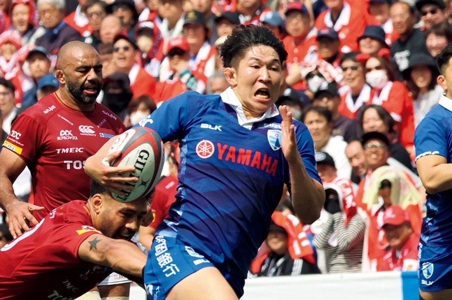 北村瞬太郎「トライを狙わずトライ量産! 静岡の躍進を支える新人9番」<Number Web> photograph by Nobuhiko Otomo