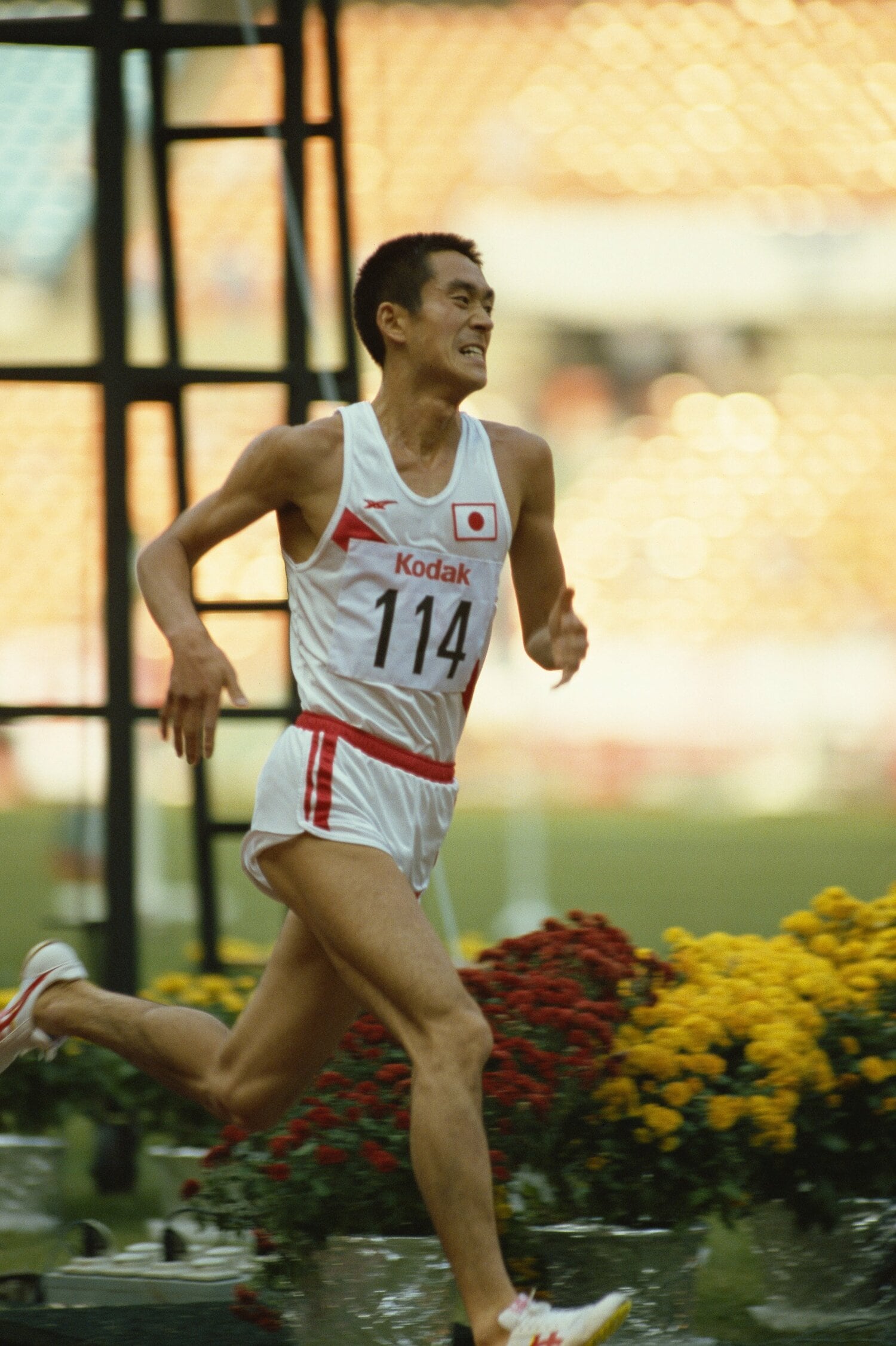 後に1984年ロス五輪1万ｍで7位に入賞した金井。瀬古同様、高校時代は800ｍが専門だった　©AFLO