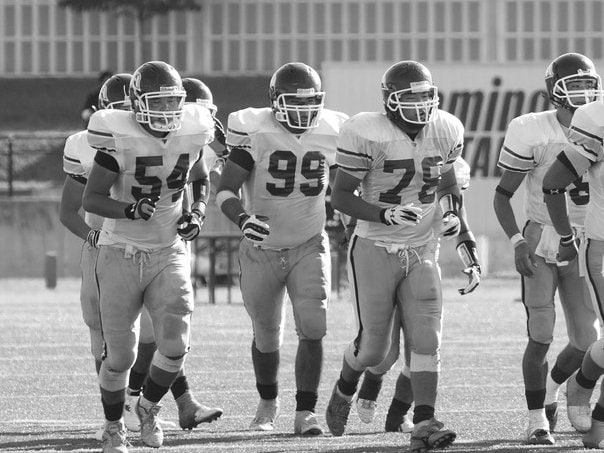 “奇策”のキーパーソンだった千田（99番）。圧倒的なサイズと運動能力で活躍した／取材対象者提供