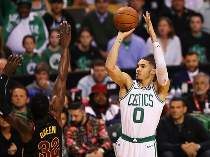 NBAの新人王争い。~候補は3人のニュースター、最右翼は76ersの208cmPG~<Number Web> photograph by Getty Images