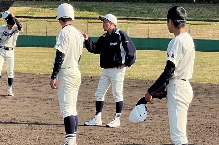 寝屋川高の野球部監督として大阪桐蔭を追い詰めた達大輔。実は1万人を超えるフォロワーを持つ「野球インフルエンサー」でもある ／ photograph by Takeshi Shimizu