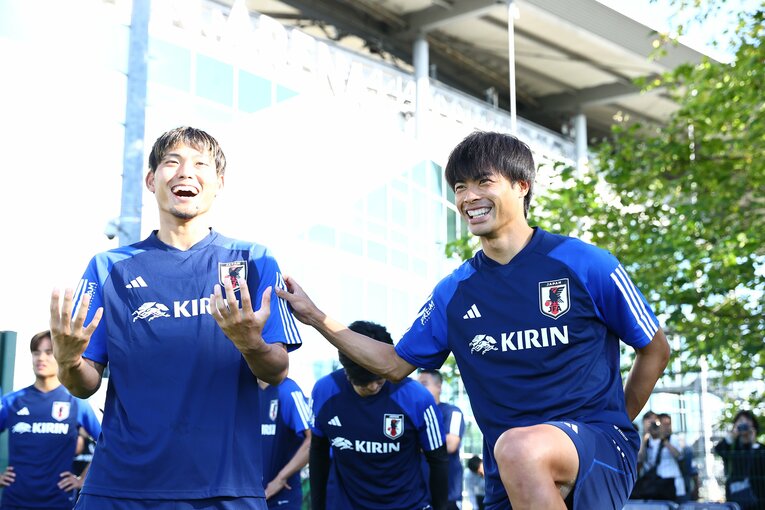 2023年、日本代表での三笘と町田　©AFLO