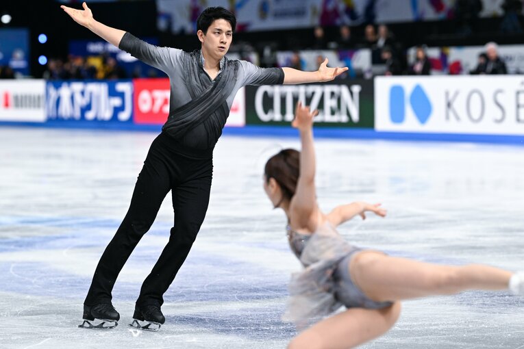 りくりゅうがGPファイナルで見せた美しい演技　©Asami Enomoto