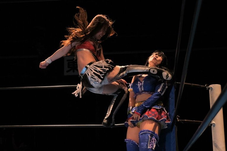 “京都のバスガイド”は人気女子プロレスラーに…清水ひかり（29）を突き動かしたスターダム中野たむの姿「だって大好きなんですもん」(14)